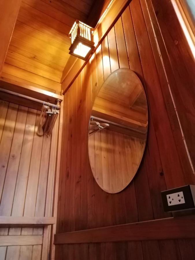 Wood House Pattaya Exterior foto