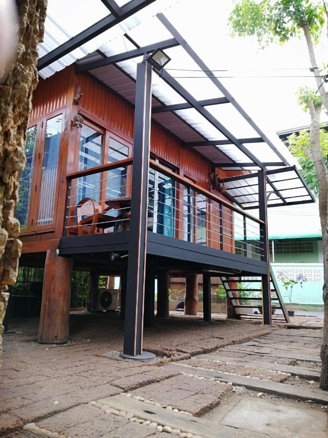Wood House Pattaya Exterior foto