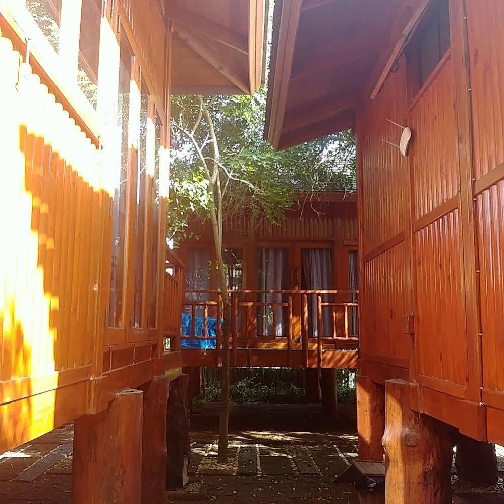 Wood House Pattaya Exterior foto